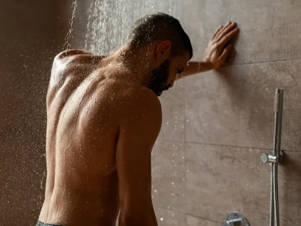 Czas na zmianę narracji.. masturbator w szufladzie mężczyzny jak wibrator u kobiety!